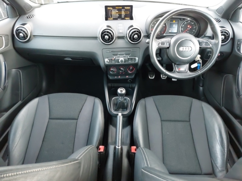 Used Audi A1 2017 for sale - 77352985: Photo 2