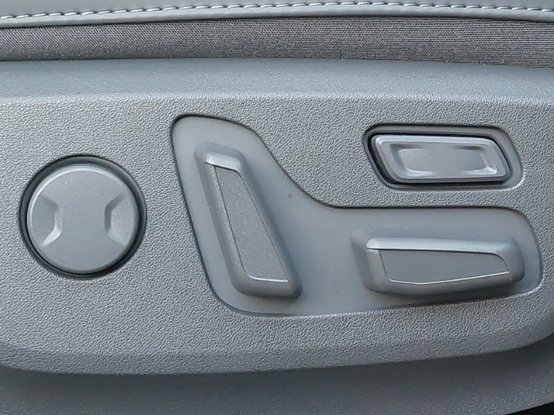 Used Kia EV3 2025 for sale - 77020729: Photo 12