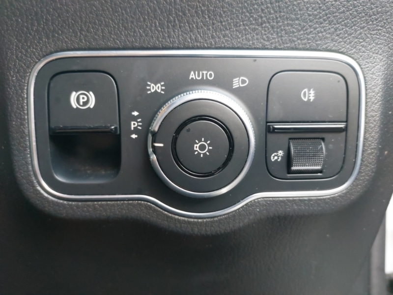 Used Mercedes-Benz B Class 2020 for sale - 77777425: Photo 14