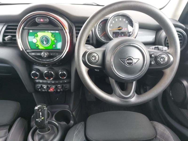 Used MINI Hatch 2019 for sale - 77644256: Photo 2