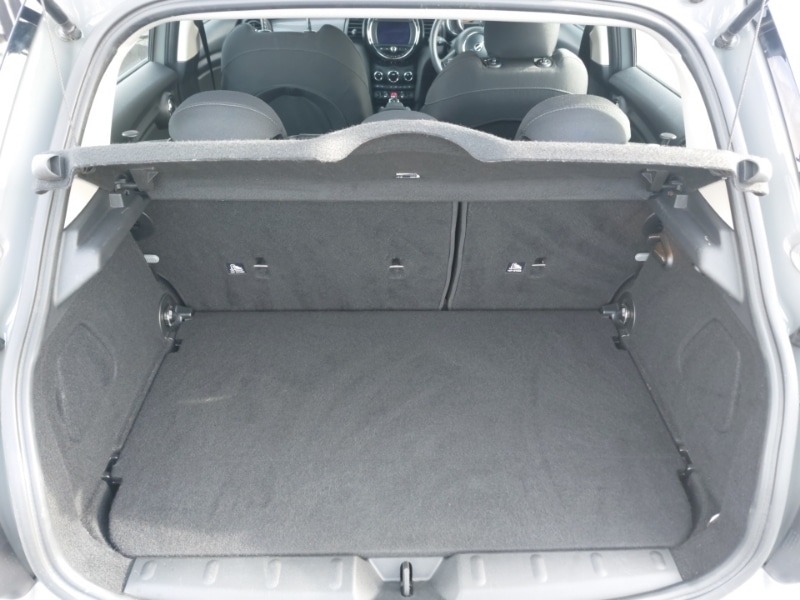 Used MINI Hatch 2019 for sale - 77644256: Photo 8