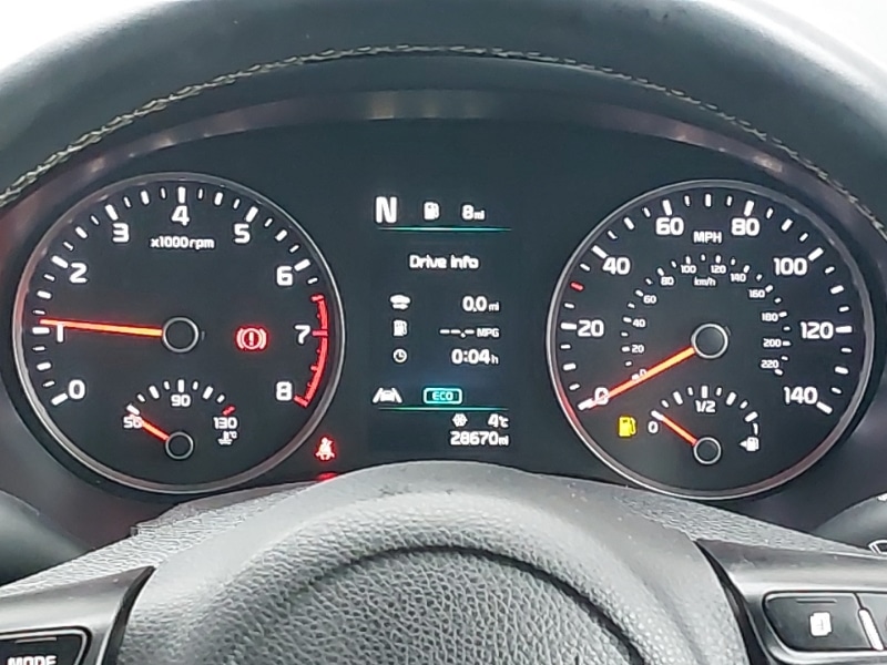 Used Kia Stonic 2023 for sale - 77324812: Photo 10