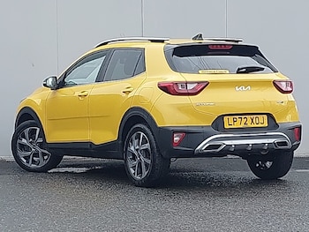 Used Kia Stonic 2023 for sale - 77324812: Photo