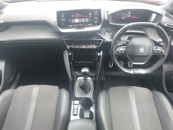 Used Peugeot 2008 2023 for sale - 79393706: Photo