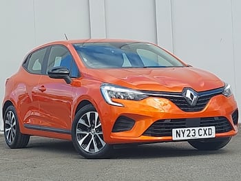 Used Renault Clio 2023 for sale - 79777280: Photo