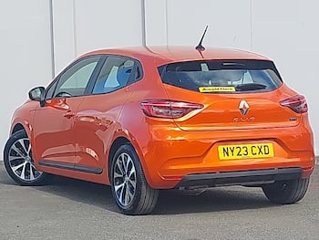 Used Renault Clio 2023 for sale - 79777280: Photo