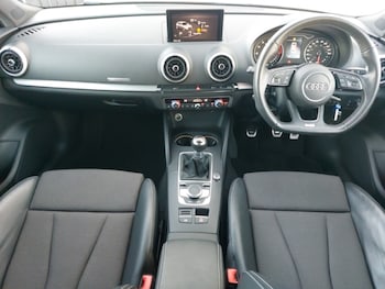 Used Audi A3 2018 for sale - 76564216: Photo