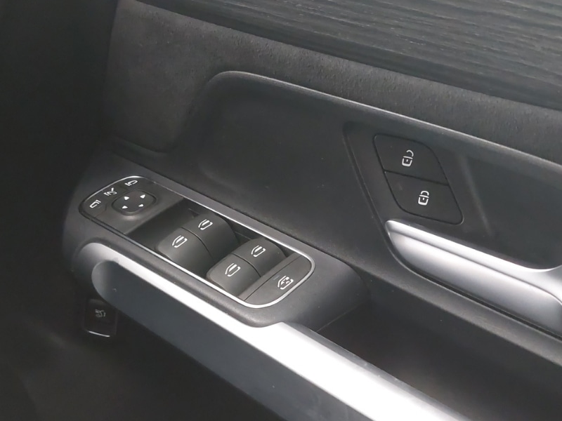 Used Mercedes-Benz EQB 2022 for sale - 76721934: Photo 16