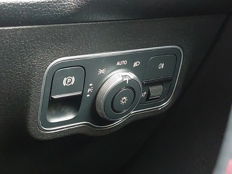 Used Mercedes-Benz EQB 2022 for sale - 76721934: Photo 18