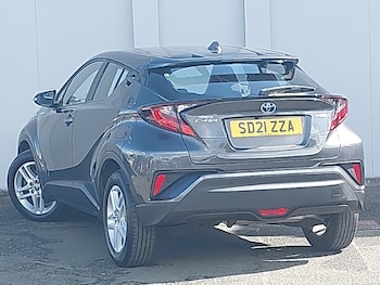 Used Toyota C-HR 2021 for sale - 78861036: Photo