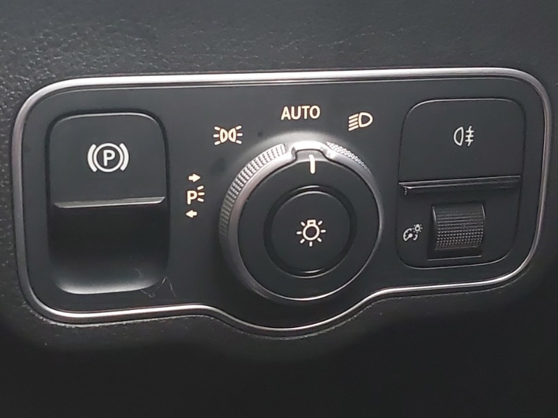 Used Mercedes-Benz GLA 2022 for sale - 77141927: Photo 18