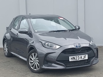 Used Toyota Yaris 2023 for sale - 79594832: Photo