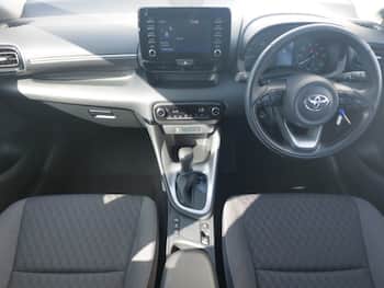 Used Toyota Yaris 2023 for sale - 79594832: Photo
