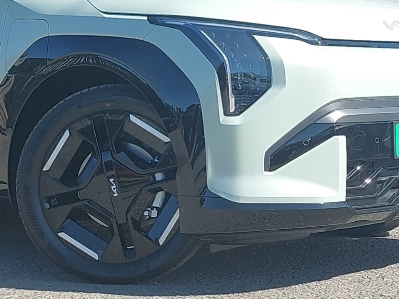 Used Kia EV3 2025 for sale - 77165272: Photo 9