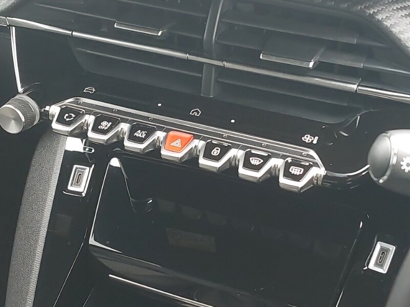 Used Peugeot 2008 2023 for sale - 77708015: Photo 14