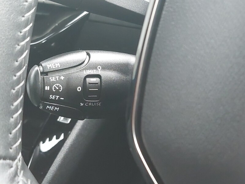 Used Peugeot 2008 2023 for sale - 77708015: Photo 18