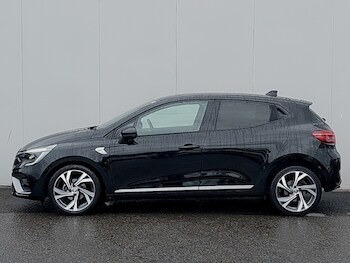 Used Renault Clio 2023 for sale - 76478340: Photo