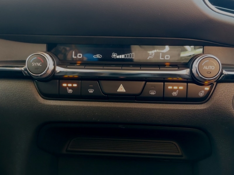 Used Mazda CX-30 2023 for sale - 77035168: Photo 15