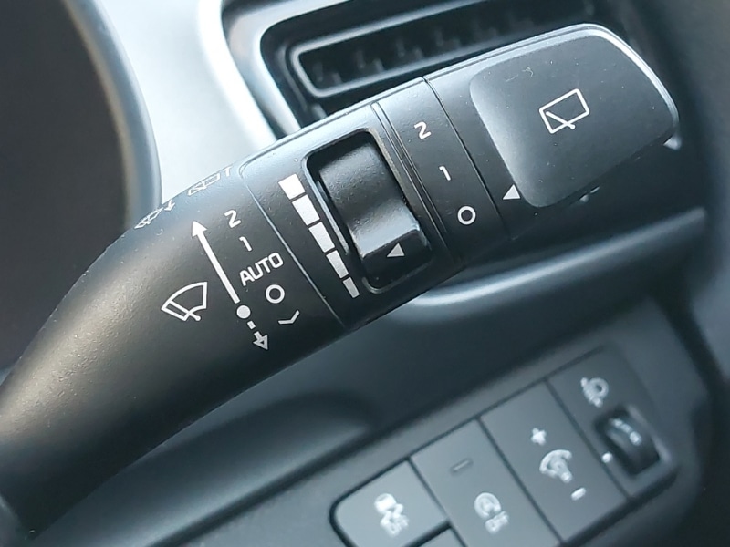 Used Kia Stonic 2023 for sale - 77173655: Photo 15