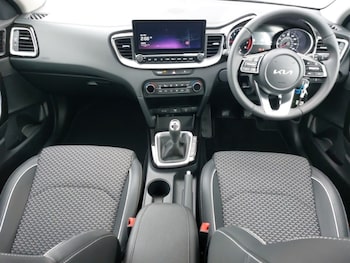 Used Kia XCeed 2025 for sale - 77020731: Photo