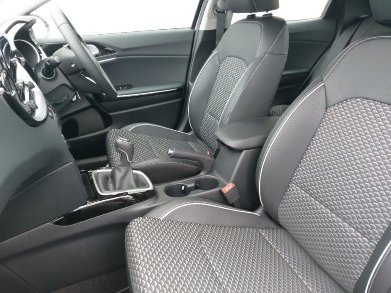 Used Kia XCeed 2025 for sale - 77020731: Photo 5