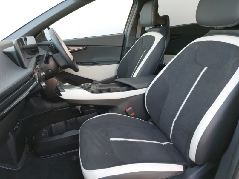 Used Kia EV6 2025 for sale - 76651710: Photo 5