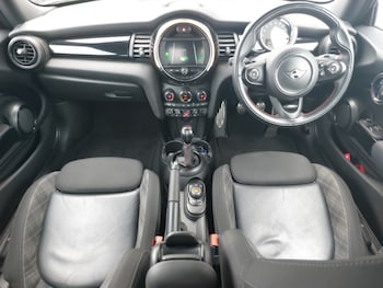 Used MINI Hatch 2018 for sale - 76269094: Photo 2