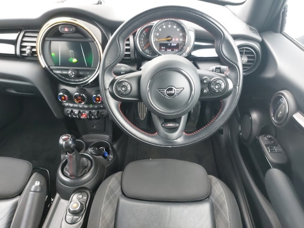 Used MINI Hatch 2018 for sale - 76269094: Photo 7
