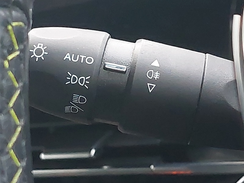 Used Peugeot 208 2022 for sale - 76683732: Photo 15