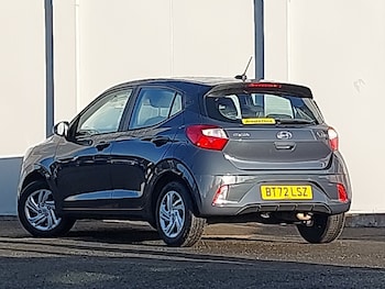 Used Hyundai i10 2022 for sale - 76779328: Photo