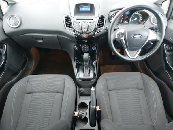 Used Ford Fiesta 2017 for sale - 76244229: Photo 2