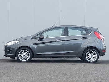 Used Ford Fiesta 2017 for sale - 76244229: Photo