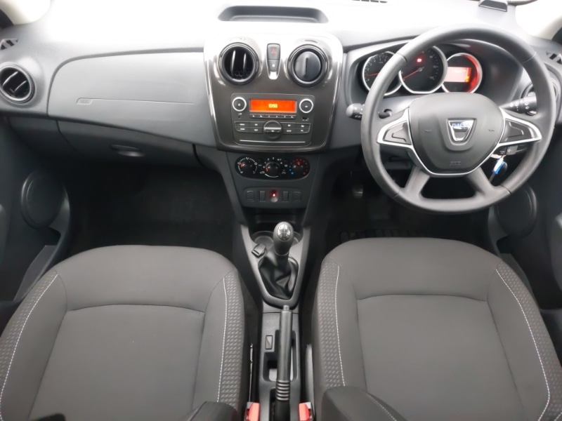 Used Dacia Sandero 2018 for sale - 76543621: Photo 2