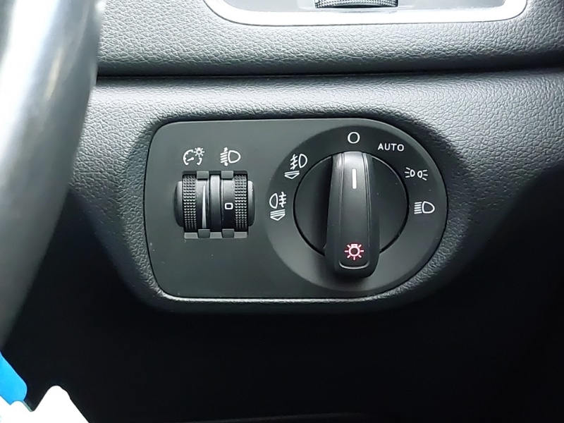 Used Audi Q3 2014 for sale - 76427394: Photo 18