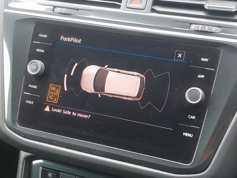 Used Volkswagen Tiguan 2018 for sale - 77531129: Photo 11