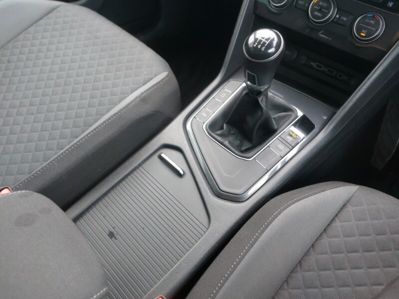 Used Volkswagen Tiguan 2018 for sale - 77531129: Photo 12