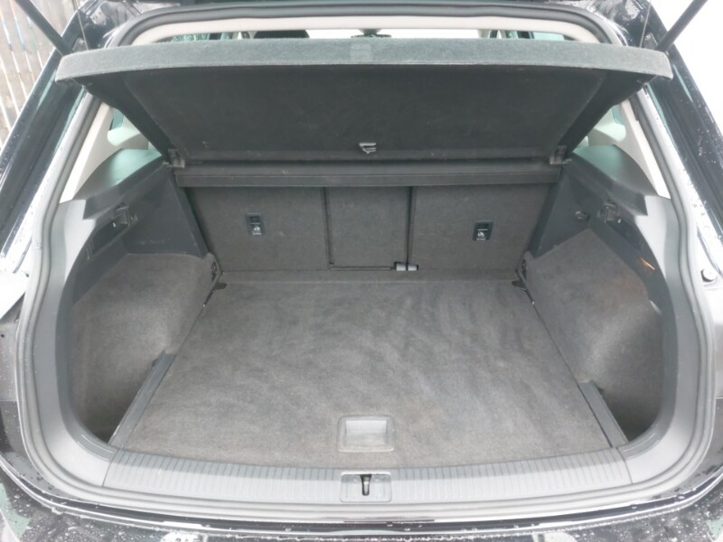 Used Volkswagen Tiguan 2018 for sale - 77531129: Photo 8