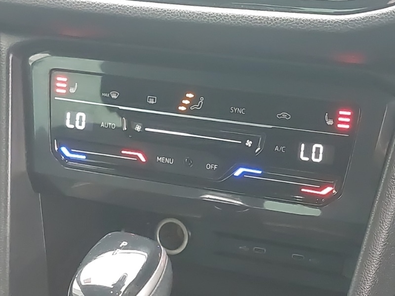 Used Volkswagen Tiguan 2021 for sale - 77694977: Photo 15