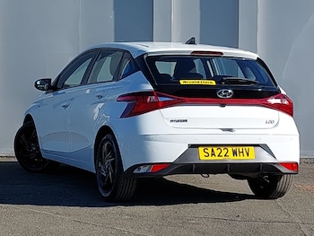 Used Hyundai i20 2022 for sale - 77980921: Photo