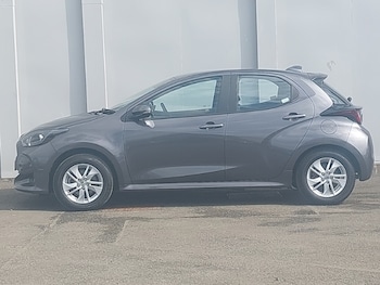 Used Mazda Mazda2 HYBRID 2023 for sale - 78327621: Photo