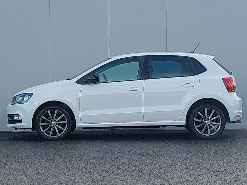 Used Volkswagen Polo 2015 for sale - 76325483: Photo 4