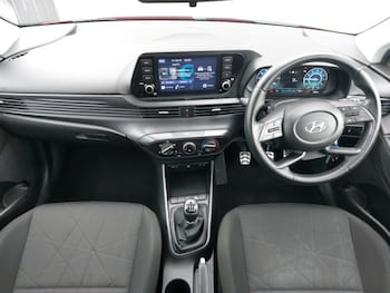 Used Hyundai BAYON 2022 for sale - 76145449: Photo 2