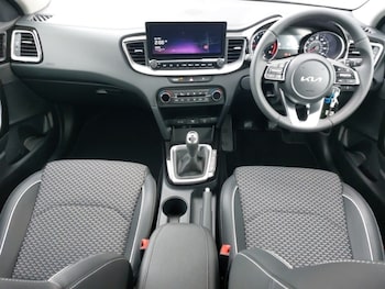 Used Kia XCeed 2025 for sale - 76669557: Photo