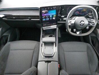 Used Renault Austral 2024 for sale - 76414564: Photo