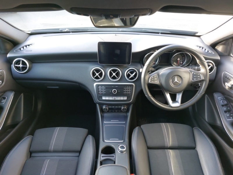 Used Mercedes-Benz A-Class 2018 for sale - 77736692: Photo 2