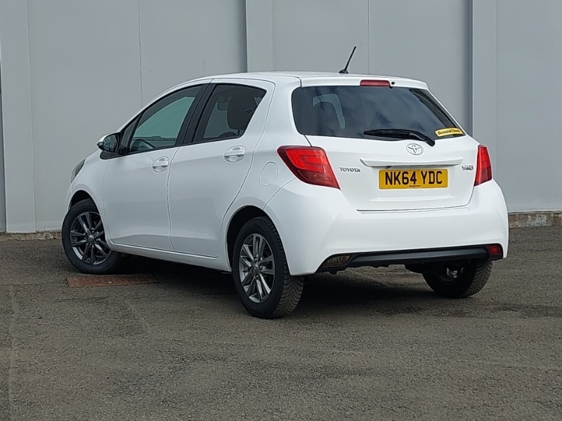 Used Toyota Yaris 2014 for sale - 77702353: Photo 3