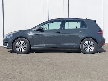 Used Volkswagen Golf 2019 for sale - 78455658: Photo