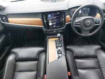 Used Volvo V90 2017 for sale - 79870325: Photo