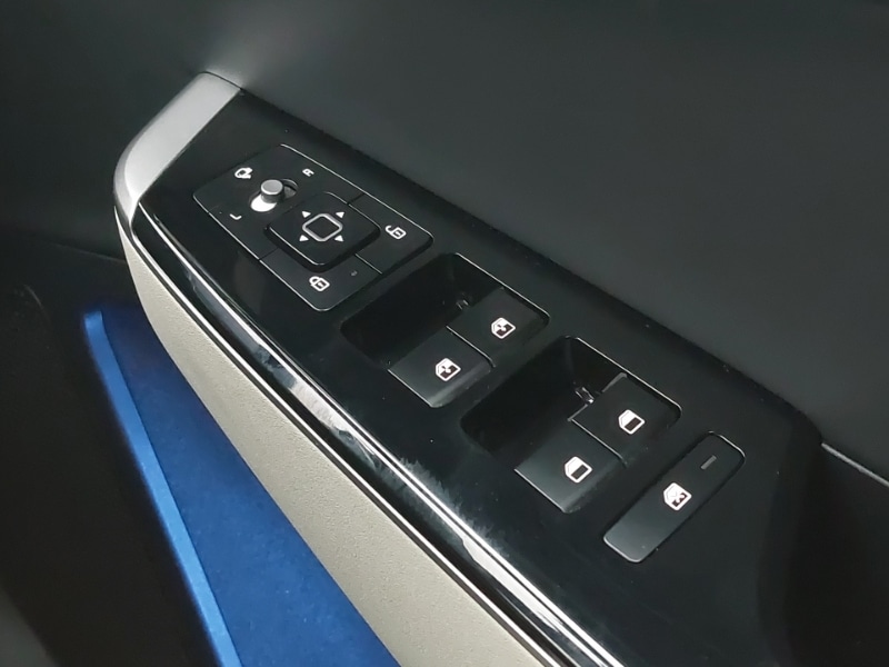 Used Kia EV6 2023 for sale - 76839056: Photo 17