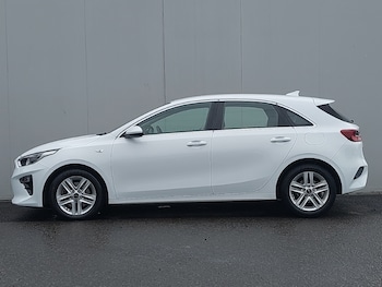 Used Kia Ceed 2018 for sale - 77678251: Photo